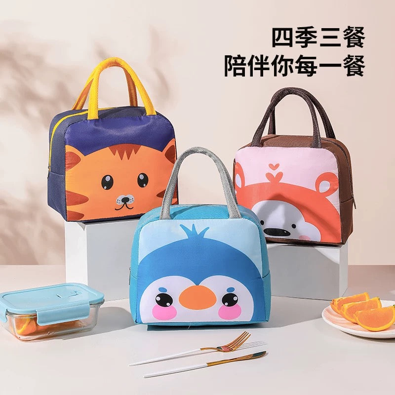 Lonchera térmica surtida $20 /apartir de 10 $19