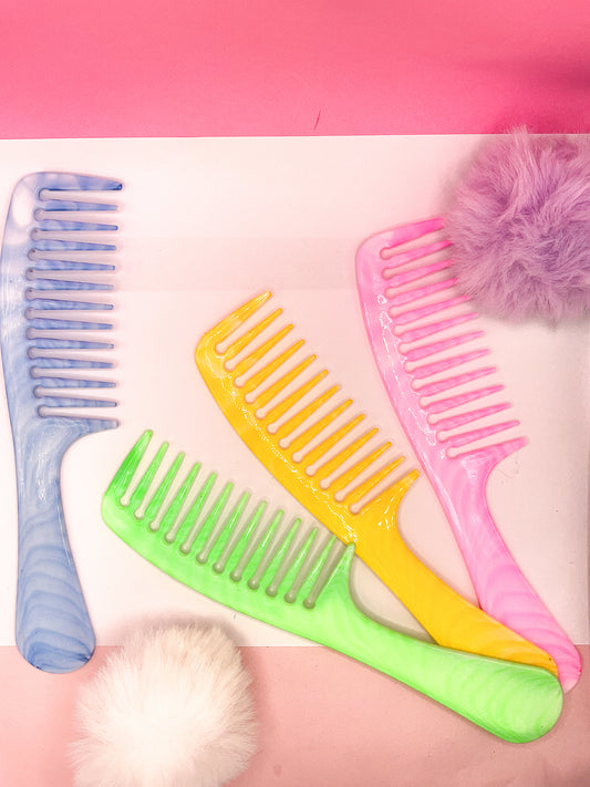 12  peines de colores F-237