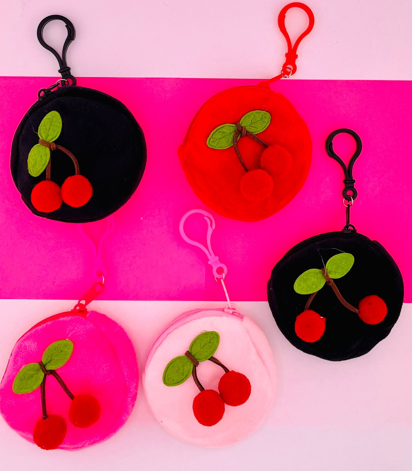 12 Monedero cereza A206