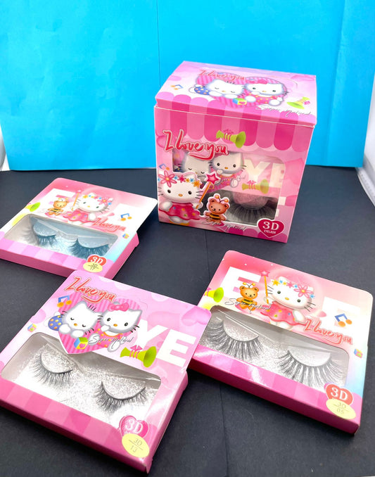 12 Pestañas Hello Kitty B97